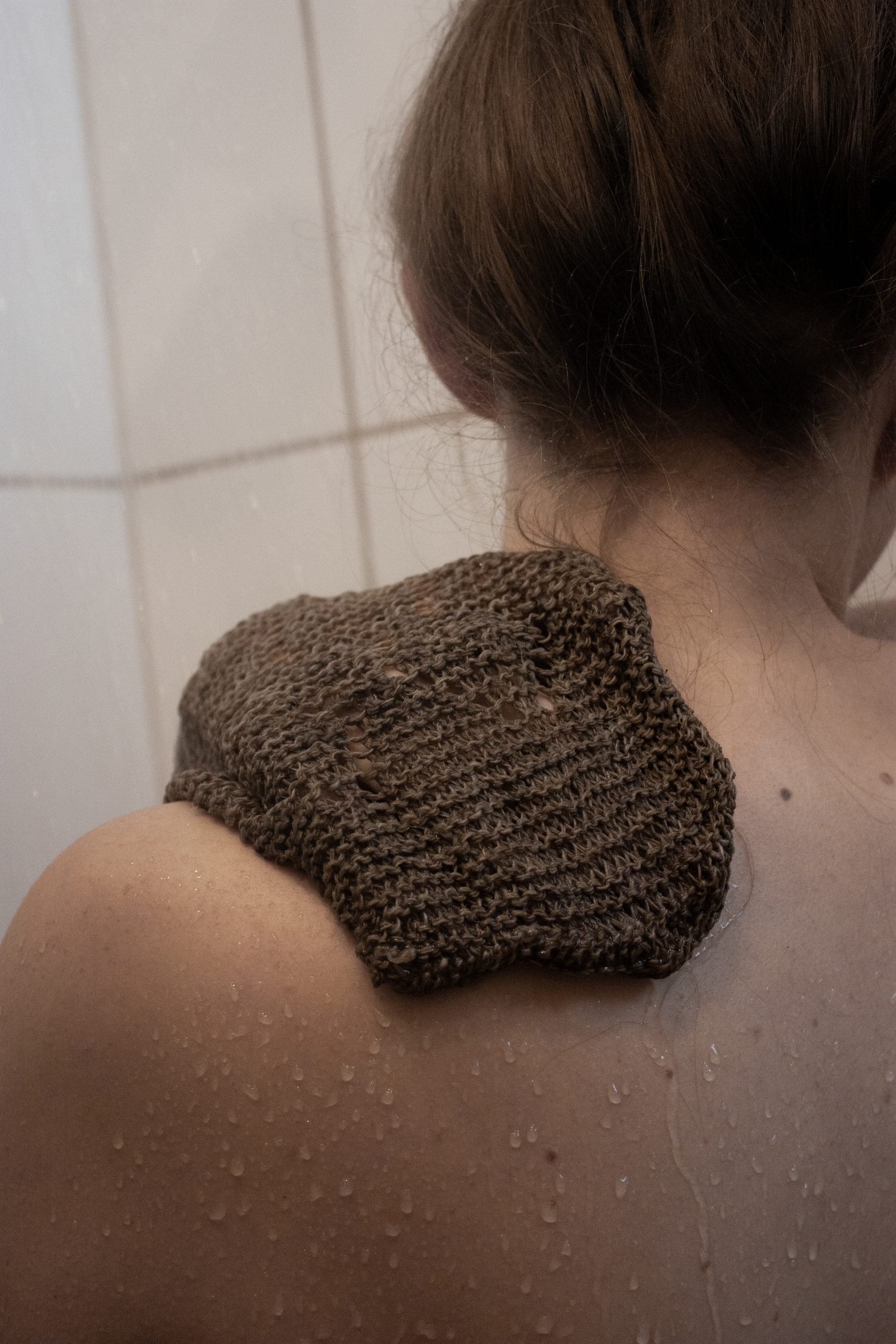 *Waschhandschuh "Urtica" & Seife - Set* – Bild 5