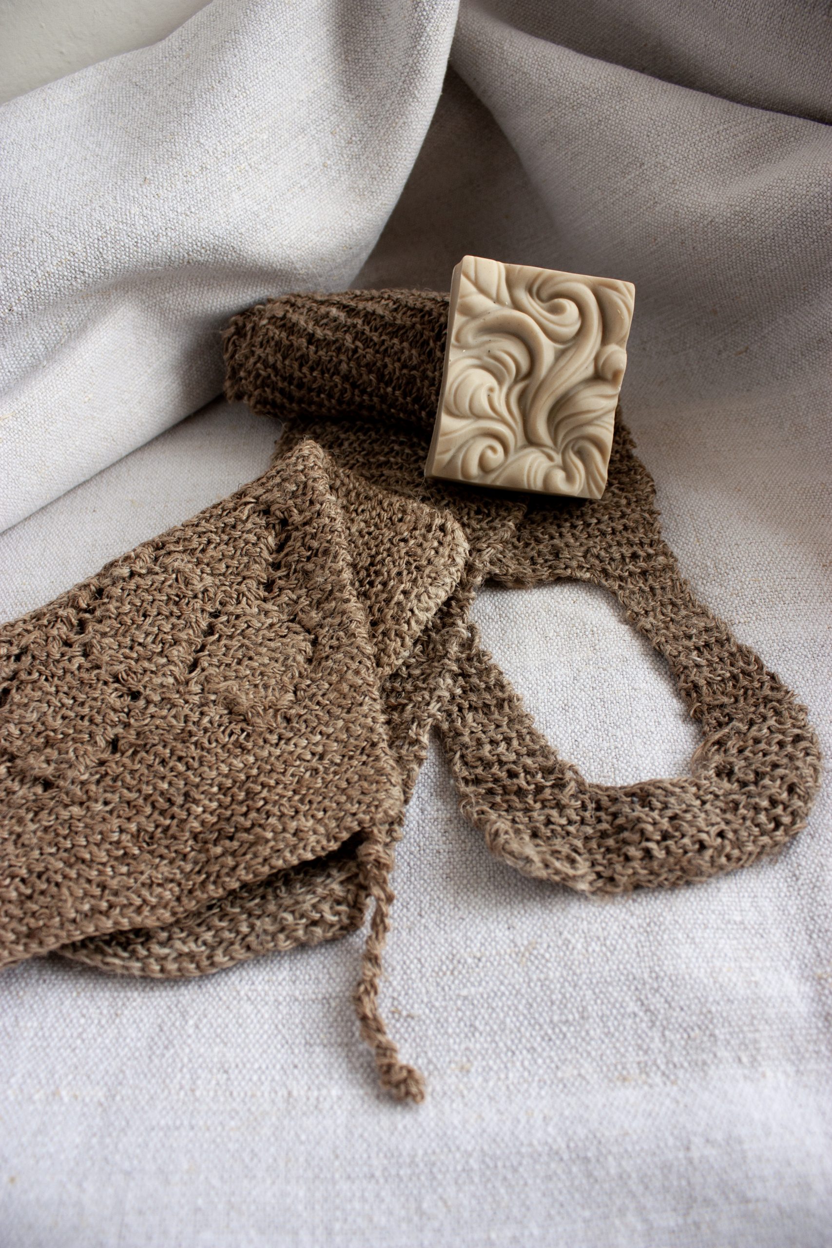 *Waschhandschuh "Urtica" & Seife - Set* – Bild 7